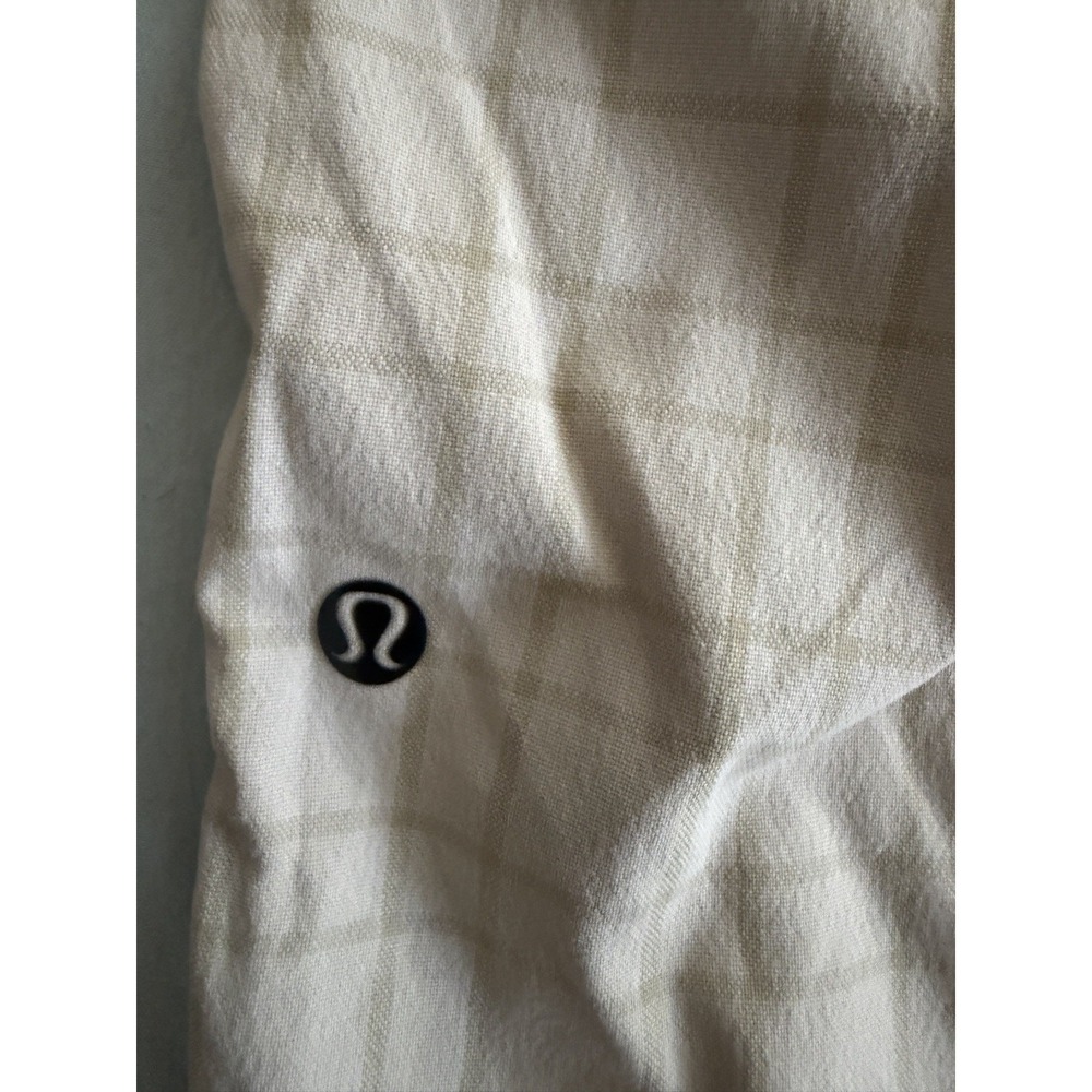 Lululemon Men's Shorts Size 38 Athletic Workout Running Training Activewear - Picture 4 of 5